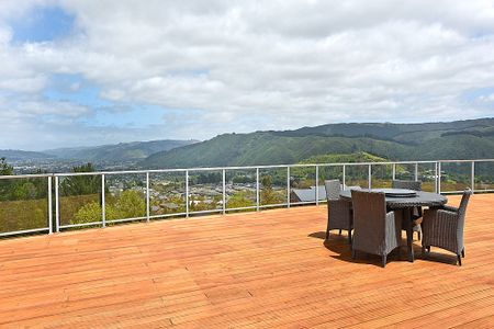 1 Mount Marua Way, Timberlea Wellington 5018 - Photo 3