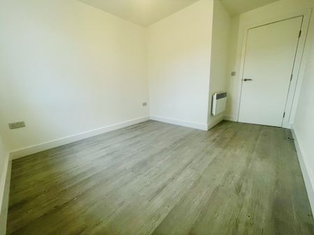 Bingley Road, Bradford - Photo 4