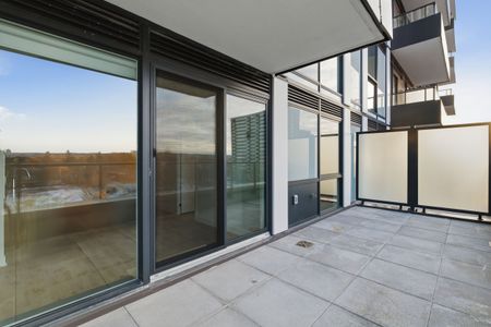 For Lease - 2088 James Street, Burlington, Ontario - Photo 3