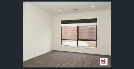 Eco-Friendly Home in Prime Tarneit Location!! - Photo 4