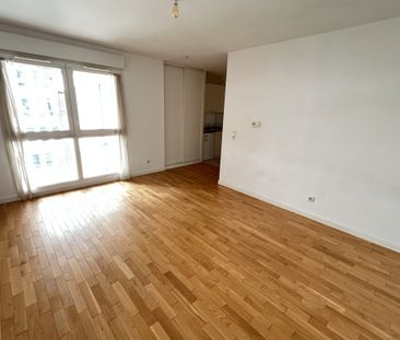 Location Appartement 1 pièce 30m² BOIS COLOMBES 92270 - Photo 1