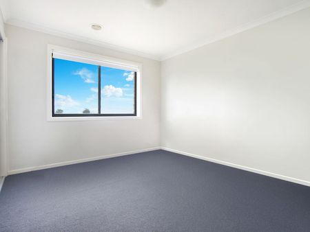 FAMILY HOME WITH CHARM - Photo 2