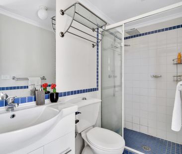 One Bedroom Apartment in the Heart of Neutral Bay - Photo 3