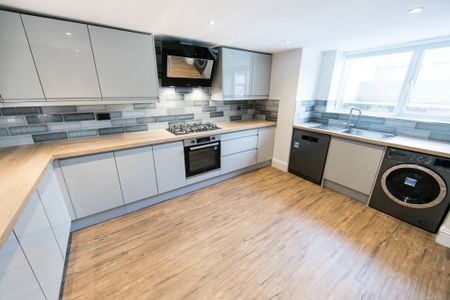 Lumley Avenue, Burley, Leeds - Photo 3