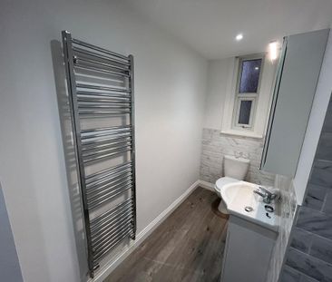 Studio to rent - Photo 6