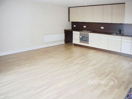 1 bedroom flat to rent - Photo 5