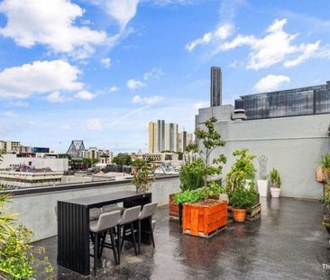 Stylish Inner-City Living in Historic McWhirters â 1 Bed + Study - Photo 6