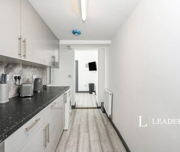 1 bedroom property to rent Medway Walk, Wigan, Greater Manchester, WN5 - Photo 1