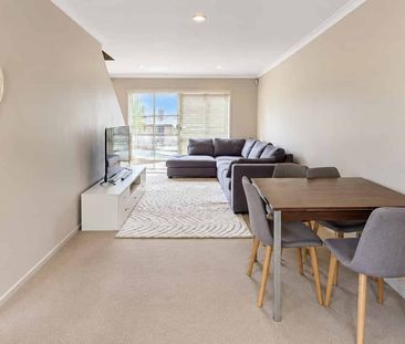 Modern Two Bedroom Townhouse - Photo 1