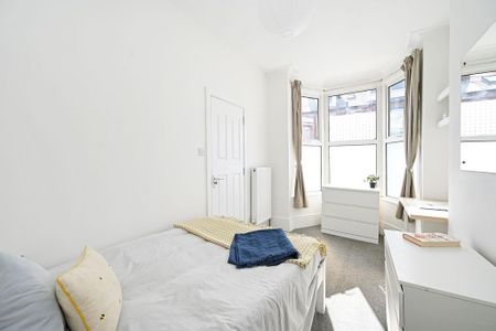 4 bedroom house share to rent - Photo 4