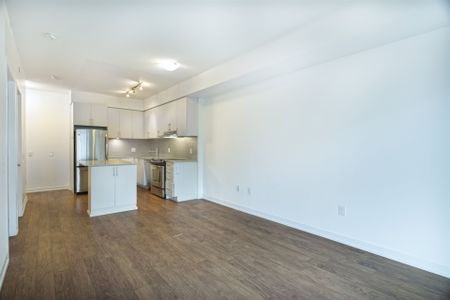 For Lease - 2560 Eglinton Avenue Unit# 306, Mississauga, Ontario - Photo 2