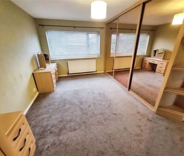 2 bedroom bungalow to rent - Photo 2