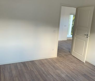 Tomtbergavägen, Norsborg - Photo 1