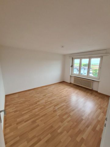 Appartement 4.5 pièces à Courgenay - Logement de 4.5 pièces au 5ème étage avec balcon - Photo 4