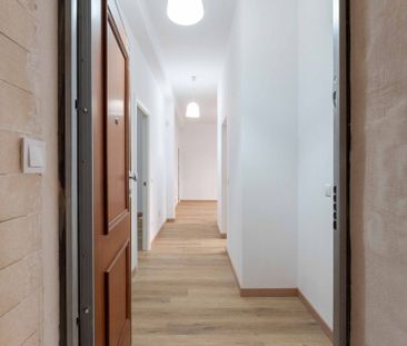 Alquiler de piso en Gr Residencial Santolaya - Photo 2