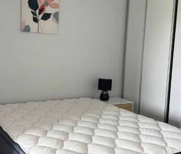 Lock up and leave - Photo 4