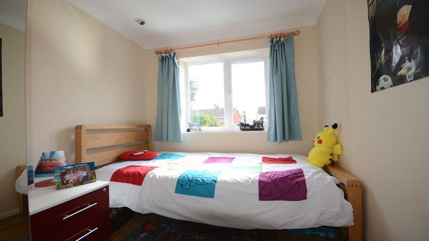 Sibson, Lower Earley, Reading, RG6 - Photo 1