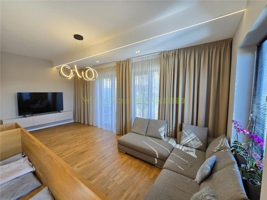 Otopeni, 5 room villa - Fotografie 1