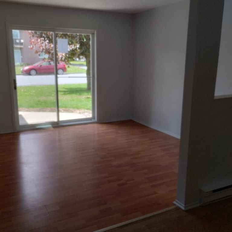 4 1/2 Logement Granby - Photo 1