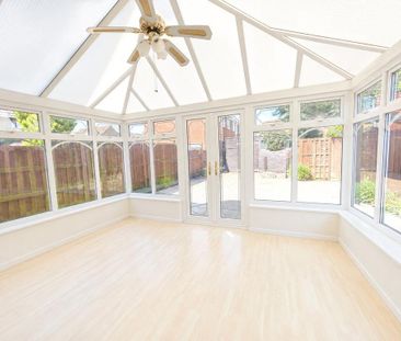 2 bedroom end of terrace house to rent - Photo 4