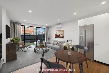 43 New Brighton Road, Shirley - Photo 2