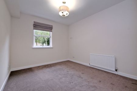 2 Bed Flat, Mount Street, AB25 - Photo 3