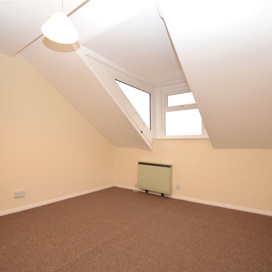 1 bed apartment to rent in Valley Bridge Parade, Scarborough, YO11 - Photo 1