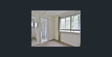 Spacious Home in Great Position - Photo 5