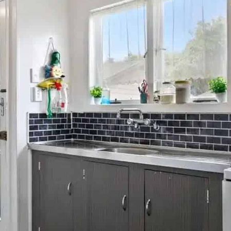 Charming Two Bedroom Home In Turangi - Photo 3