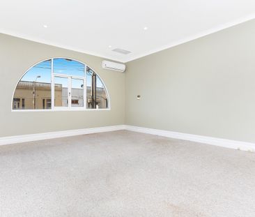 202 Parramatta Road, Stanmore NSW 2048 - House For Rent | Domain - Photo 4