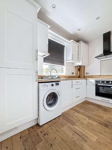 Porthill Bank, Newcastle-under-lyme, ST5 - Photo 3