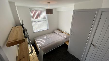 5 bedroom house share to rent - Photo 3