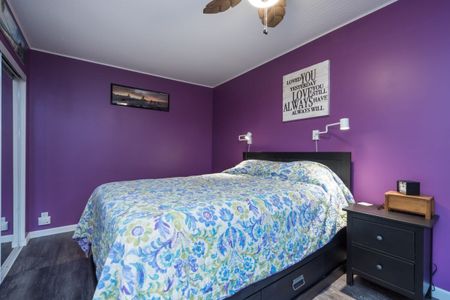 Charming Rancher With Basement - Photo 5