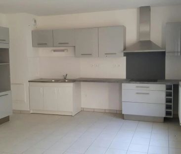 Appartement à louer 3 pièces 63.92m² - Photo 3