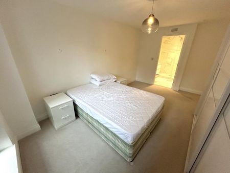 2 bedroom apartment to rent - Photo 4