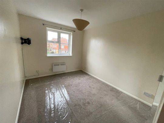 1 bedroom apartment to rent Plymouth Close, Eastbourne, BN23 - Photo 1