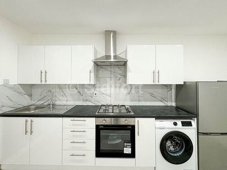 Lordship Road, N16, London - Photo 3