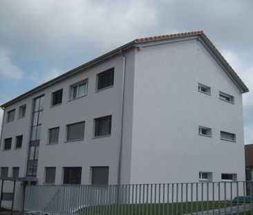 Lumineux appartement de 3.5 pièces avec balcon et vue! - Foto 1