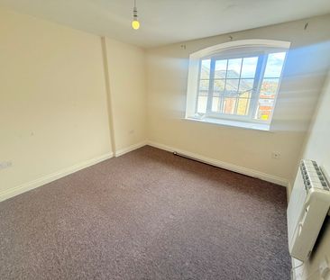 Sherborne Road, Yeovil, Somerset - Photo 3