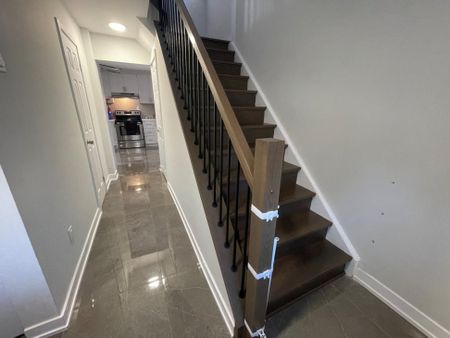 Maison à étages à louer - Gatineau (Aylmer) (La Seigneurie, Glenwood) Maison à étages à louer - Gatineau (Aylmer) (La Seigneurie, Glenwood) - Photo 3