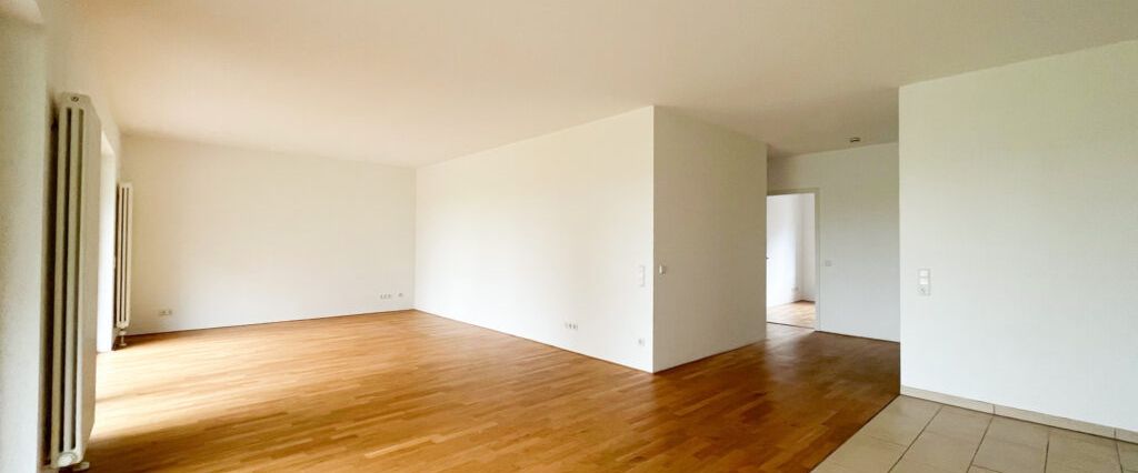 3-Zimmer-Erdgeschosswohnung mit Terrasse und Blick auf die Weser - Photo 1