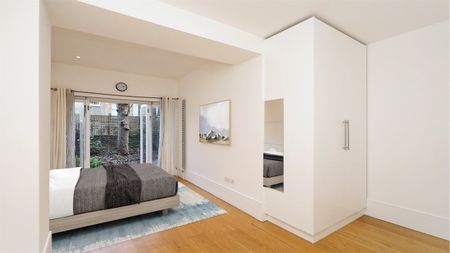 Kensington Church Street, Kensington, W8, London - Photo 2