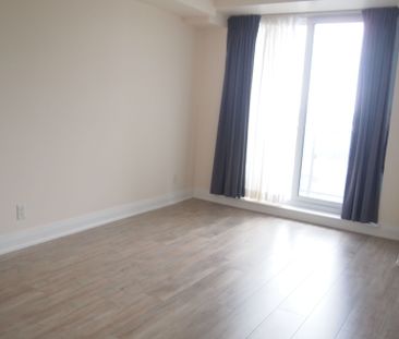 For Lease - 372 Highway 7 Street Unit# 925, Richmond Hill, Ontario - Photo 3