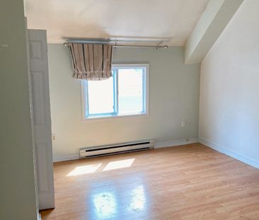 323 Saunders Street – B - Photo 1