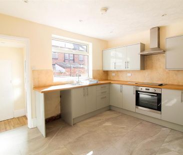 2 bedroom terraced house to rent - Photo 3
