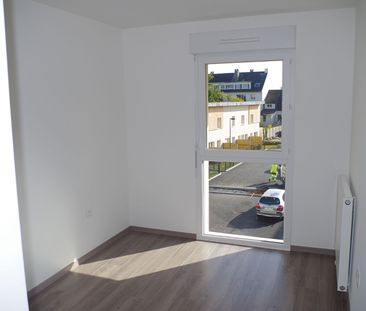 Location Appartement 3 pièces 65m² - Photo 2