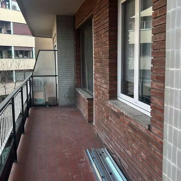 Carrer de Roger de Llúria, Barcelona, Catalonia 08037 - Photo 1