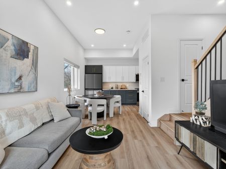 For Lease - 4 Southwell Drive Unit# D, Toronto, Ontario - Photo 3