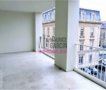 A LOUER - APPARTEMENT AVIGNON INTRA MUROS - 3 pièces 79.13m² - Photo 1