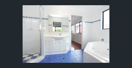 Modern and Stylish - Close to Everything - Photo 4